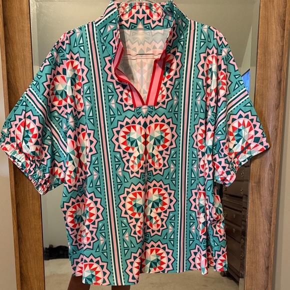 Boutique Top - Picture 1 of 4